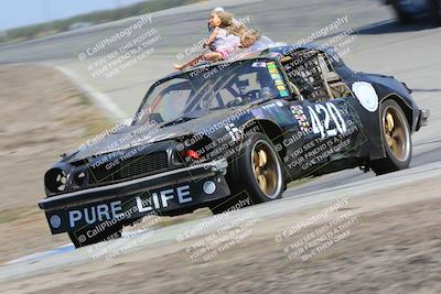 media/Oct-01-2023-24 Hours of Lemons (Sun) [[82277b781d]]/1045am (Outside Grapevine)/